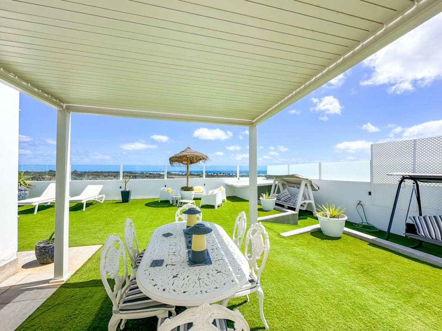 4 chambre Villa/Maison à vendre à Costa Teguise avec piscine garage - 925 000 € (Ref: 8887862)