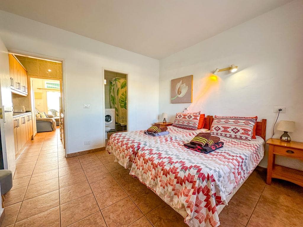 1 soveværelse Lejlighed til salg i Puerto del Carmen med swimmingpool - € 225.000 (Ref: 9326207)