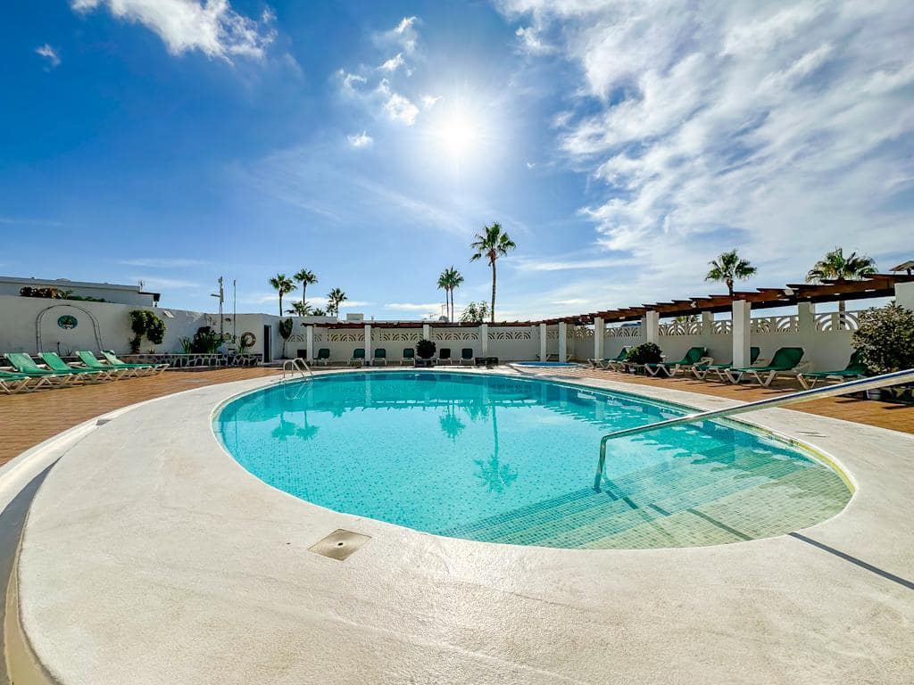 1 soveværelse Lejlighed til salg i Puerto del Carmen med swimmingpool - € 225.000 (Ref: 9326207)