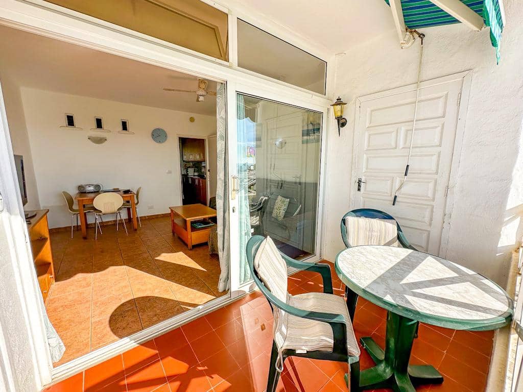 1 soveværelse Lejlighed til salg i Puerto del Carmen med swimmingpool - € 225.000 (Ref: 9326207)