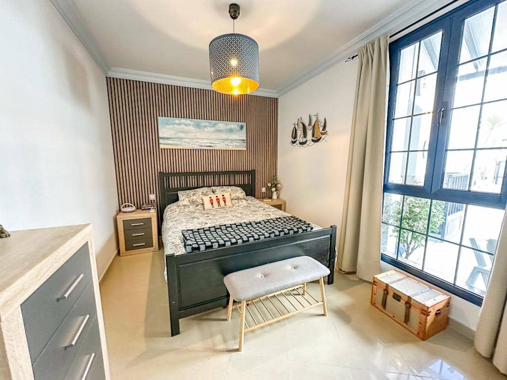 2 soveværelse Lejlighed til salg i Puerto del Carmen - € 270.000 (Ref: 9367208)