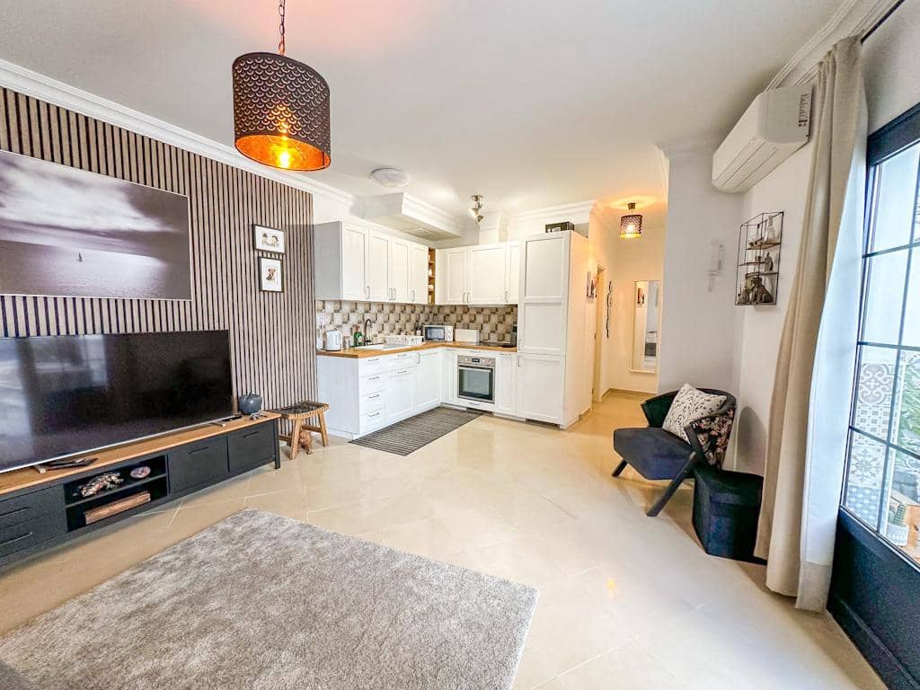 2 soveværelse Lejlighed til salg i Puerto del Carmen - € 270.000 (Ref: 9367208)