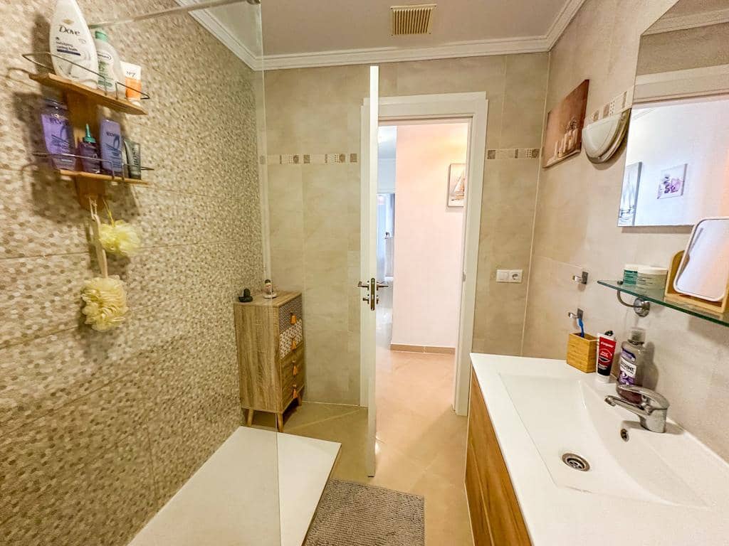 2 soveværelse Lejlighed til salg i Puerto del Carmen - € 270.000 (Ref: 9367208)