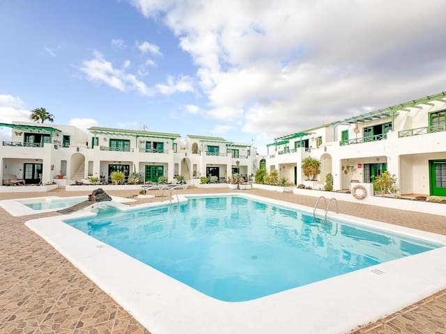 1 bedroom Apartment for sale in Puerto del Carmen, Tías with pool - € 230,000 (Ref: 9382504)