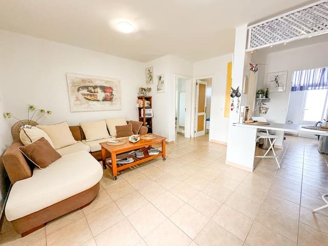 1 bedroom Apartment for sale in Puerto del Carmen, Tías with pool - € 230,000 (Ref: 9382504)