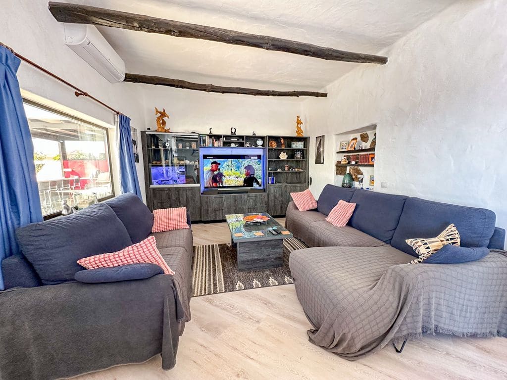 3 bedroom Villa for sale in Tias with pool - € 895,000 (Ref: 9426985)