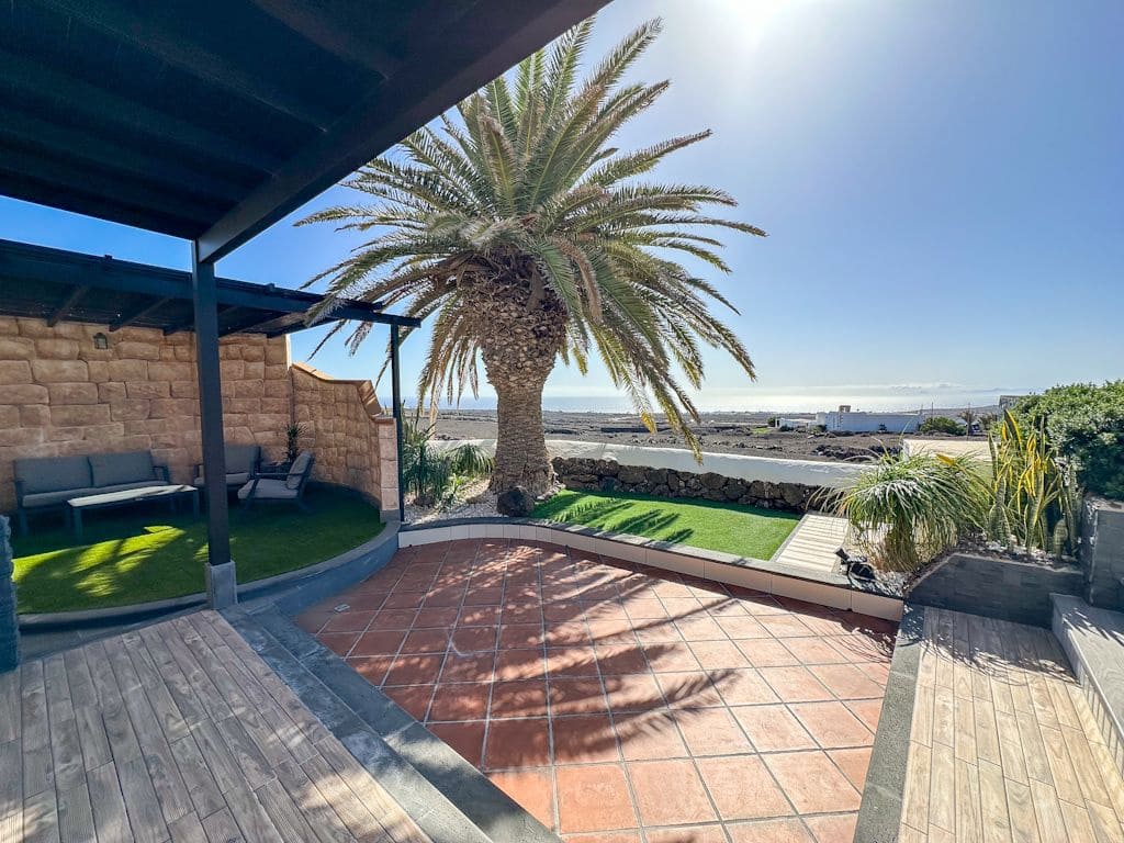 3 bedroom Villa for sale in Tias with pool - € 895,000 (Ref: 9426985)