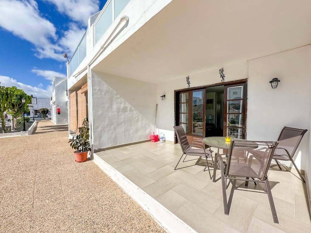 Apartamento de 1 habitación en Puerto del Carmen en venta con piscina - 210.000 € (Ref: 9488242)