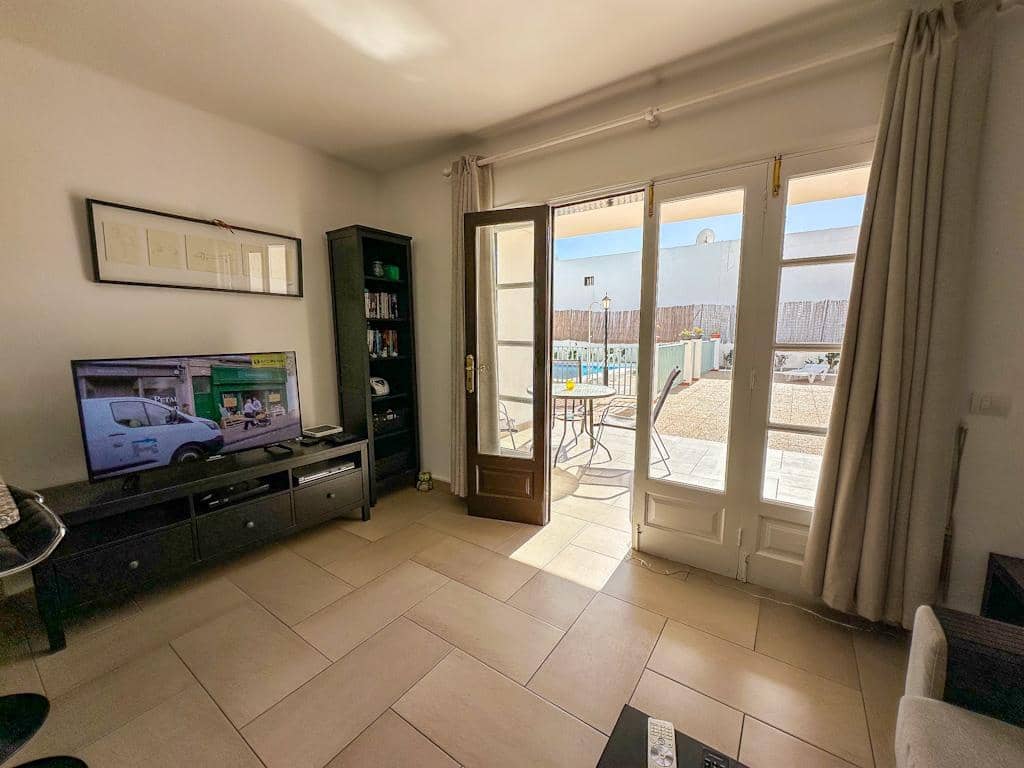 Apartamento de 1 habitación en Puerto del Carmen en venta con piscina - 210.000 € (Ref: 9488242)