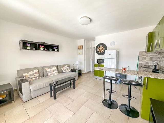 Apartamento de 1 habitación en Puerto del Carmen, Tías en venta con piscina - 210.000 € (Ref: 9488242)