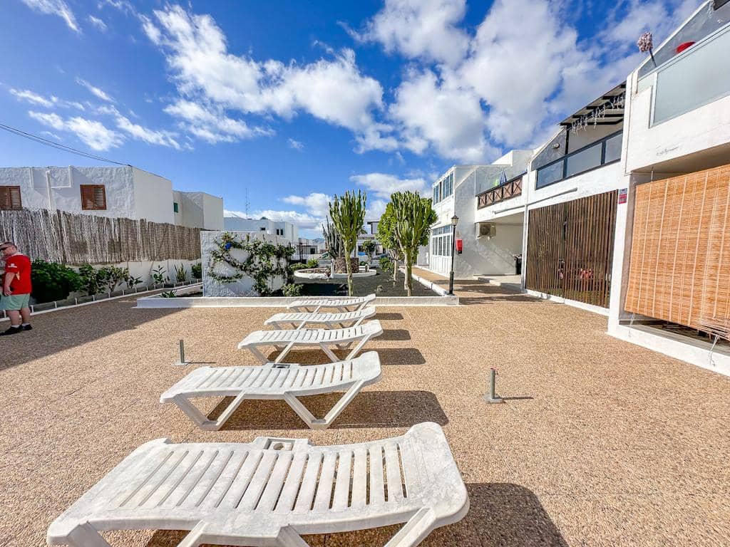 Apartamento de 1 habitación en Puerto del Carmen en venta con piscina - 210.000 € (Ref: 9488242)