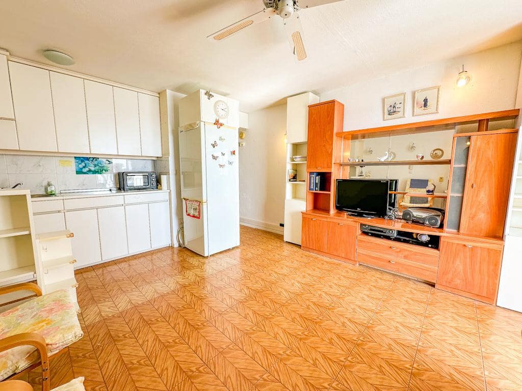 1 sypialnia Apartament na sprzedaż w Puerto del Carmen z basenem - 195 000 € (Ref: 9504150)