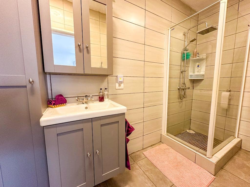 2 bedroom Villa for sale in Puerto del Carmen with pool - € 320,000 (Ref: 9524092)