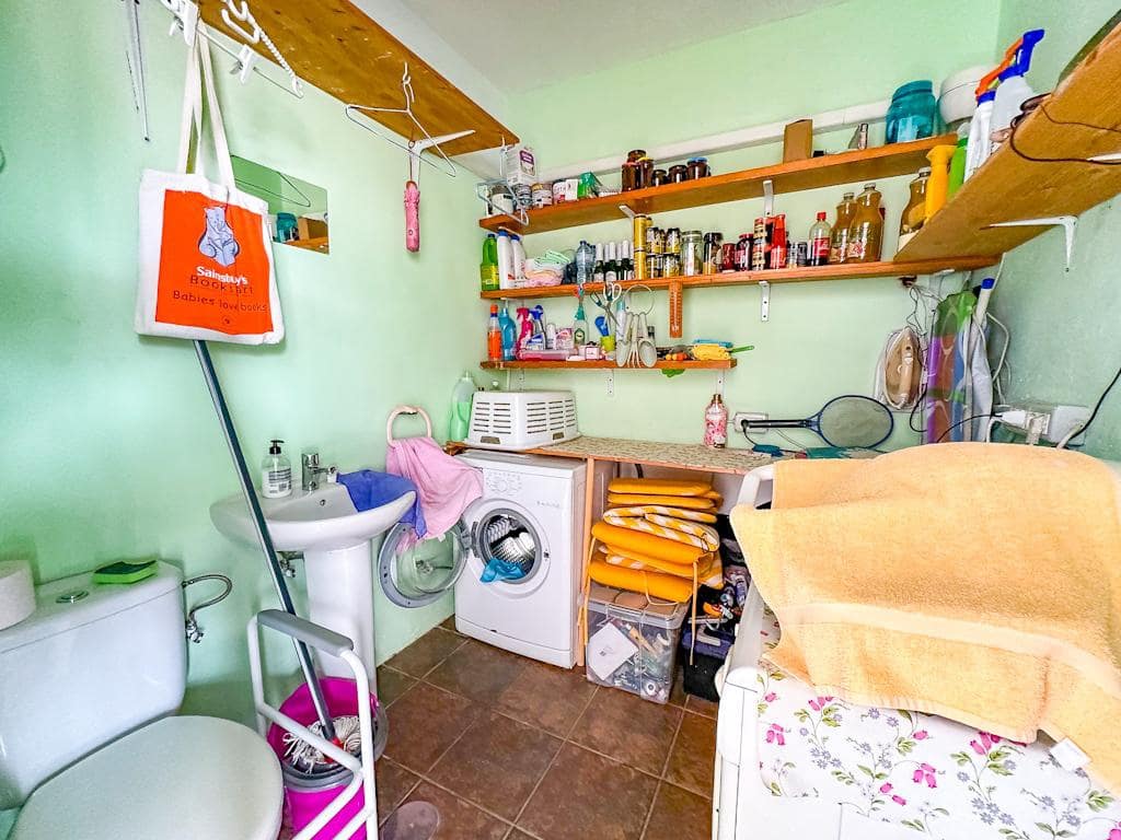 3 soveværelse Villa til salg i Puerto del Carmen med swimmingpool - € 450.000 (Ref: 9533454)