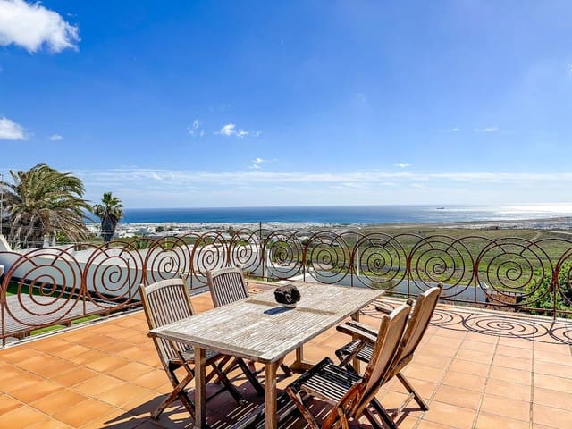 Chalet de 6 habitaciones en Guime, San Bartolomé en venta con piscina - 790.000 € (Ref: 9586036)