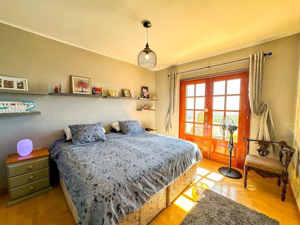 6 bedroom Villa for sale in Guime with pool - € 790,000 (Ref: 9586036)