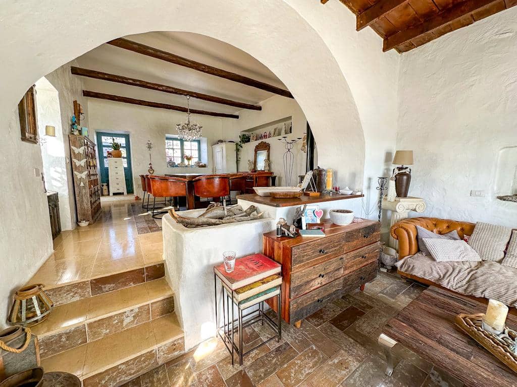 5 slaapkamer Villa te koop in Tias - € 990.000 (Ref: 9615332)