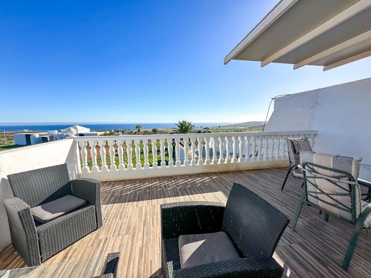5 bedroom Villa for sale in Tias with garage - € 990,000 (Ref: 9615332)