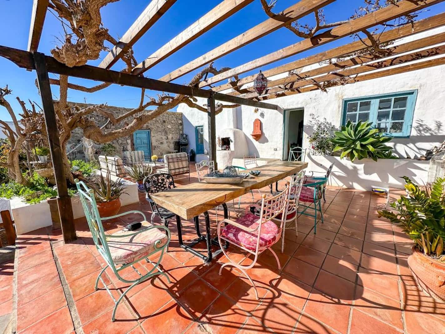 5 bedroom Villa for sale in Tias with garage - € 990,000 (Ref: 9615332)