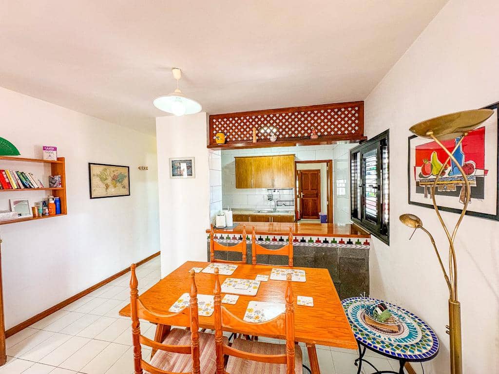 2 soveværelse Lejlighed til salg i Puerto del Carmen med swimmingpool - € 315.000 (Ref: 9761800)