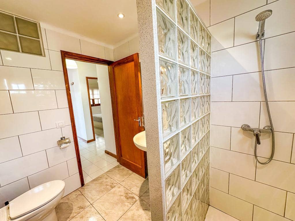 2 soveværelse Lejlighed til salg i Puerto del Carmen med swimmingpool - € 315.000 (Ref: 9761800)