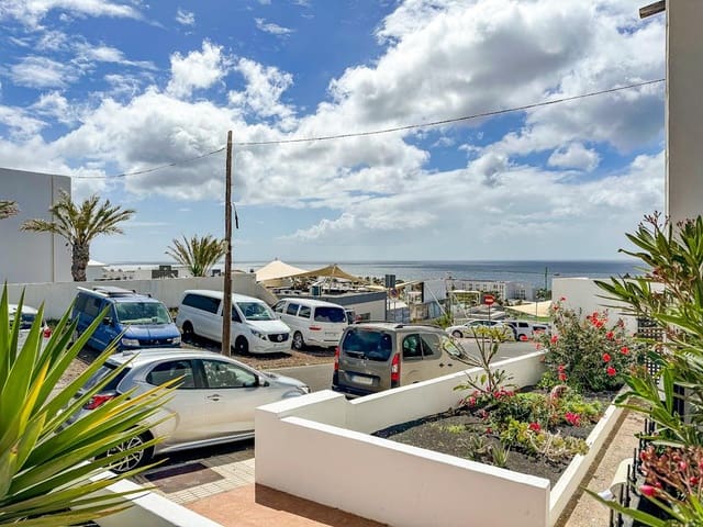 2 soveværelse Lejlighed til salg i Puerto del Carmen, Tías med swimmingpool - € 315.000 (Ref: 9761800)