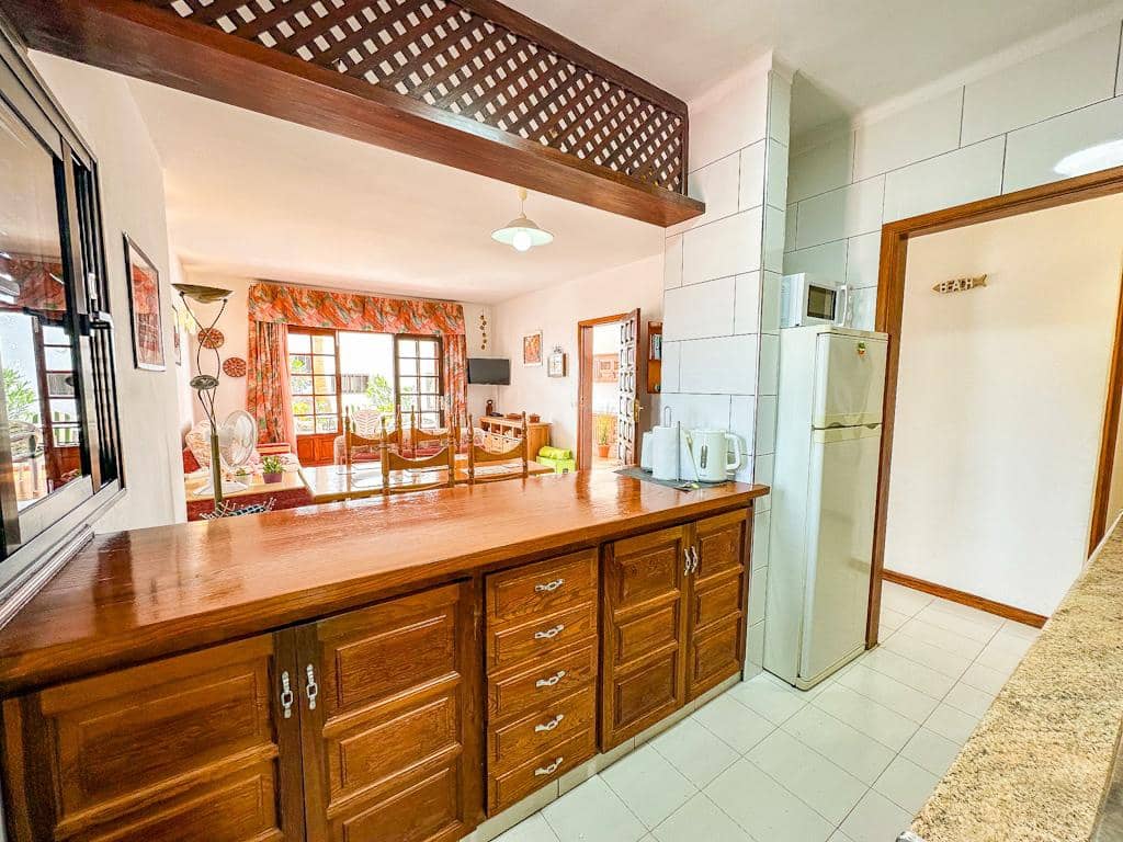 2 soveværelse Lejlighed til salg i Puerto del Carmen med swimmingpool - € 315.000 (Ref: 9761800)