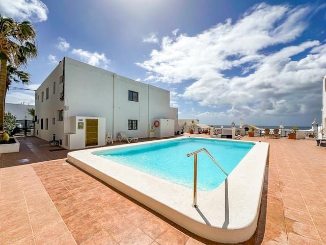 2 soveværelse Lejlighed til salg i Puerto del Carmen, Tías med swimmingpool - € 315.000 (Ref: 9761800)