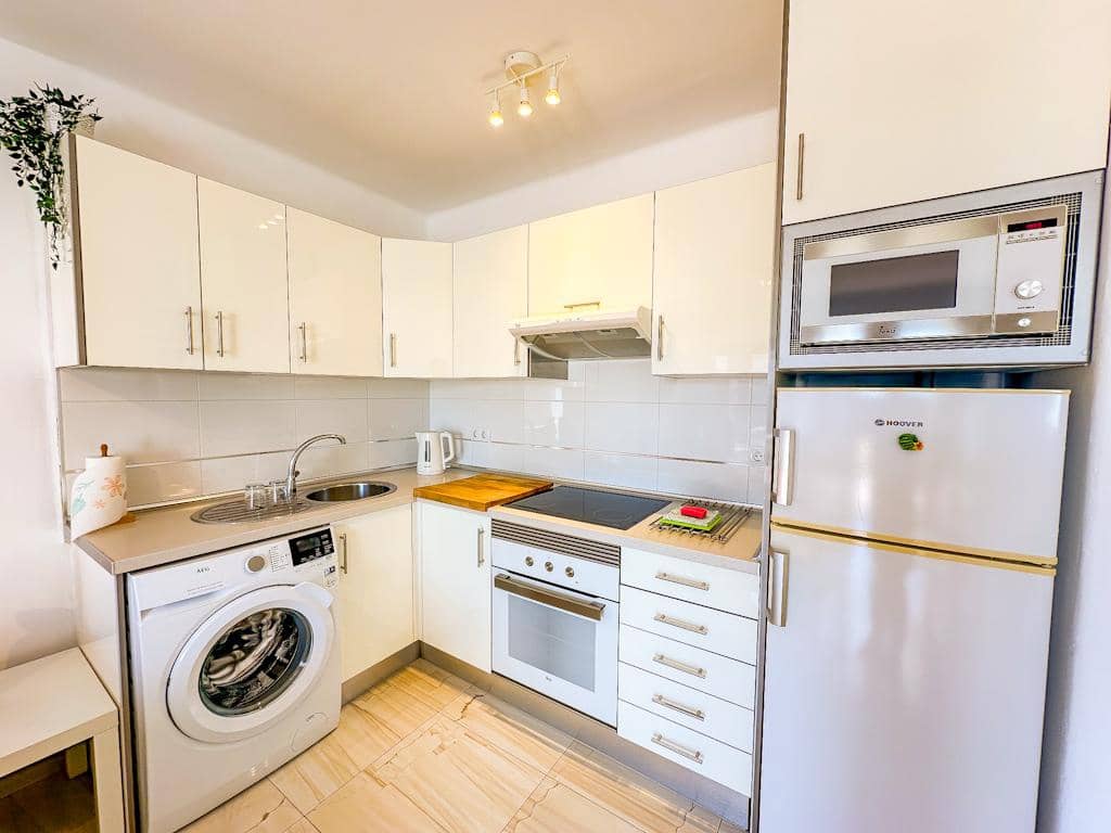 1 bedroom Apartment for sale in Puerto del Carmen with pool - € 295,000 (Ref: 9770385)