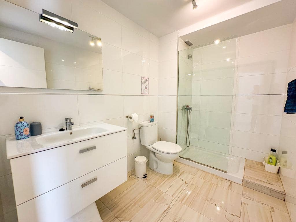 1 bedroom Apartment for sale in Puerto del Carmen with pool - € 295,000 (Ref: 9770385)