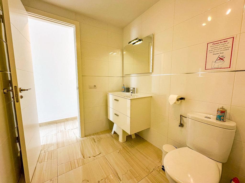 1 bedroom Apartment for sale in Puerto del Carmen with pool - € 295,000 (Ref: 9770385)