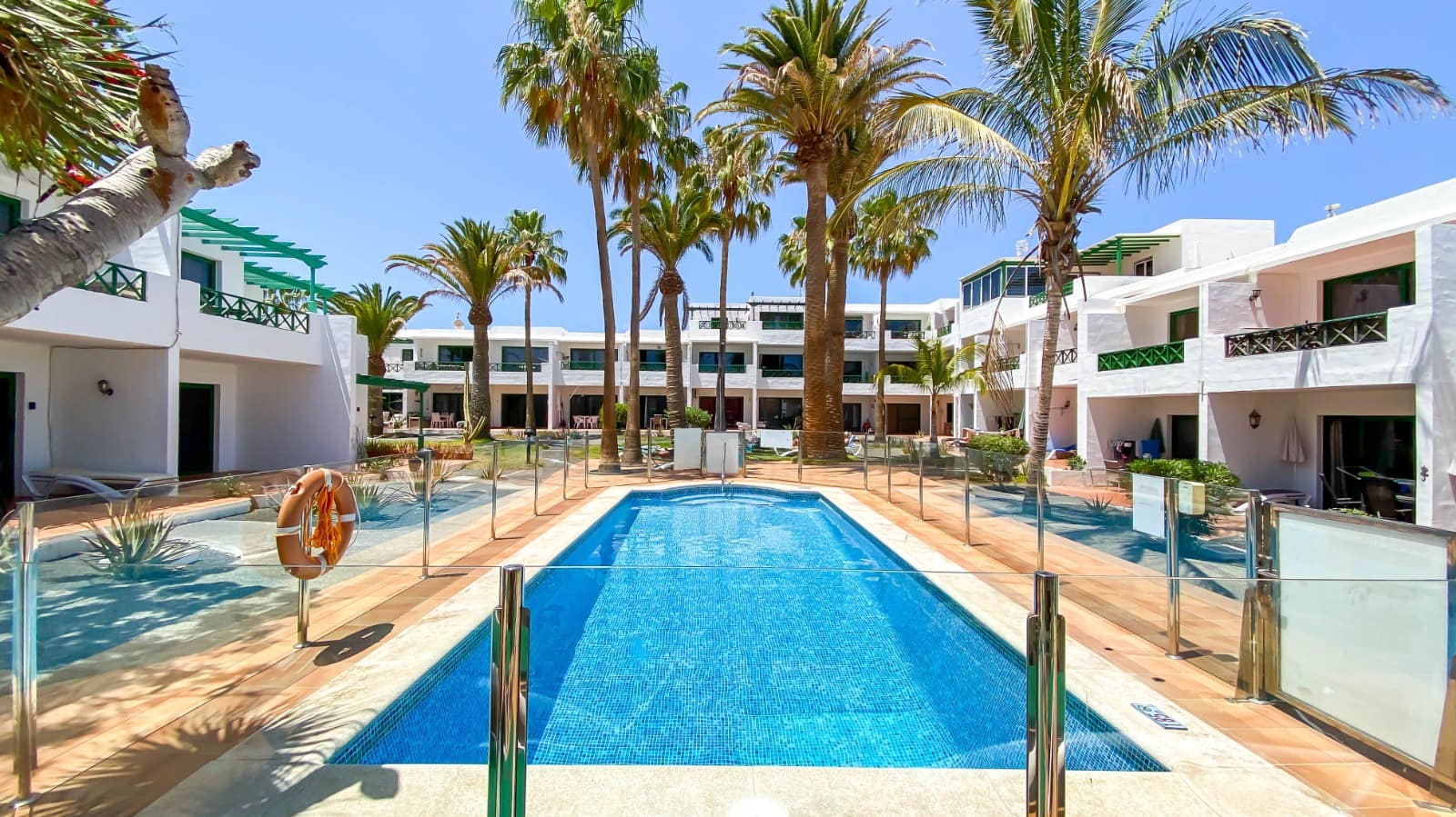 1 bedroom Apartment for sale in Puerto del Carmen with pool - € 295,000 (Ref: 9770385)