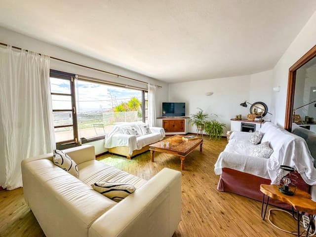 5 soverom Villa til salgs i La Asomada, Tías med svømmebasseng garasje - € 750 000 (Ref: 9785067)
