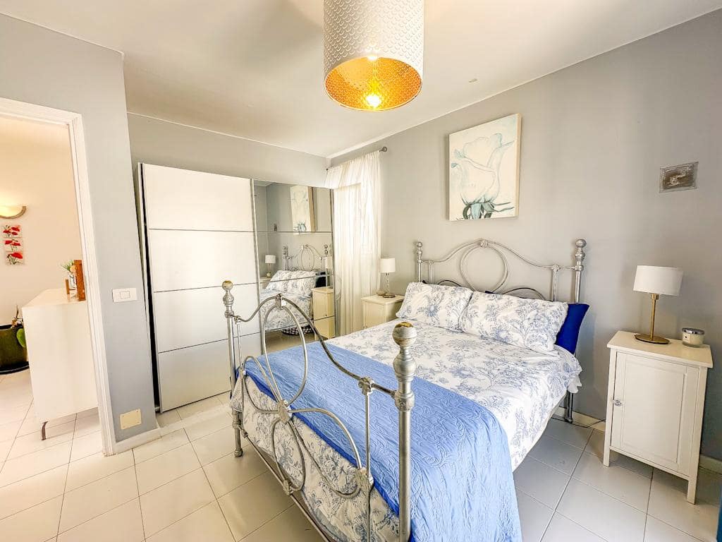 3 soverom Villa til salgs i Puerto del Carmen med svømmebasseng - € 495 000 (Ref: 9815708)