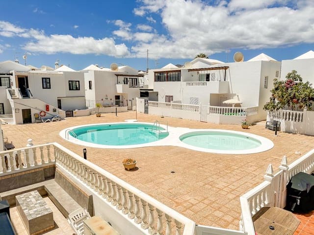 3 soverom Villa til salgs i Puerto del Carmen, Tías med svømmebasseng - € 495 000 (Ref: 9815708)