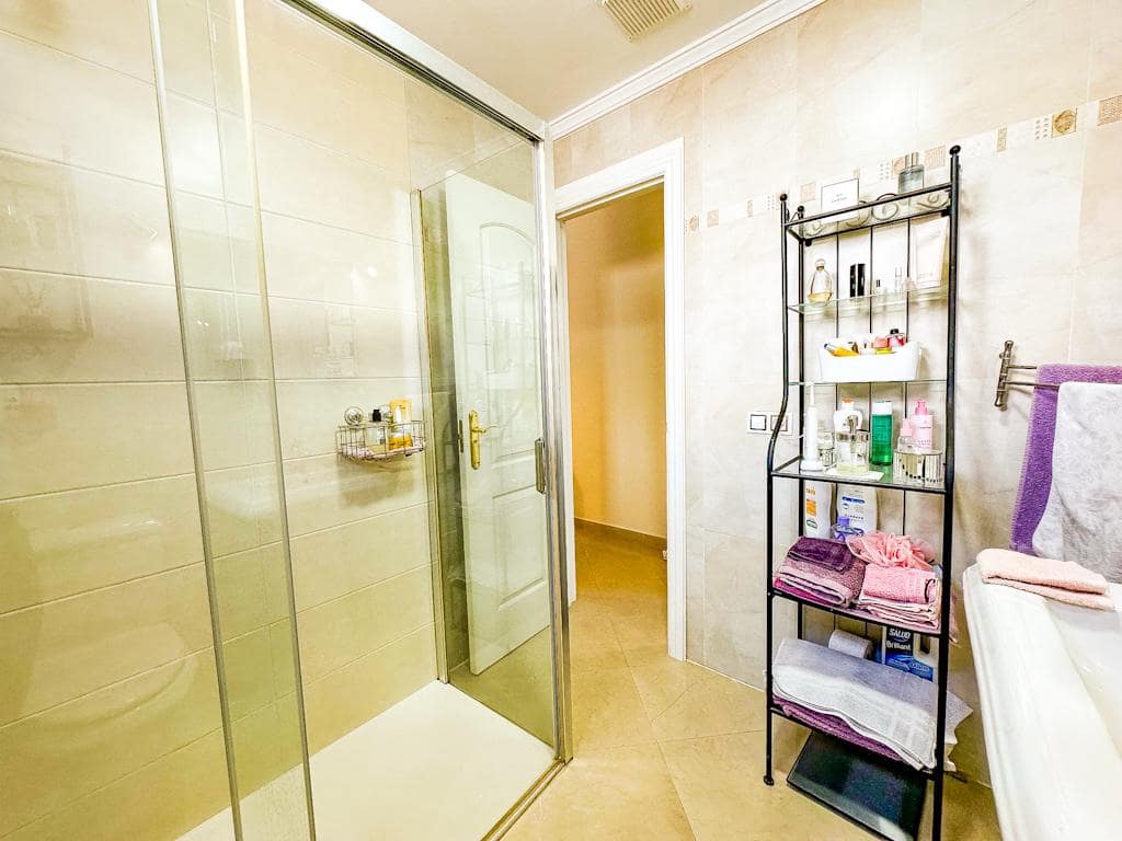 3 bedroom Apartment for sale in Puerto del Carmen - € 450,000 (Ref: 9828819)