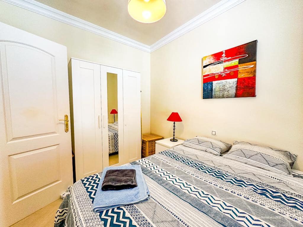 3 bedroom Apartment for sale in Puerto del Carmen - € 450,000 (Ref: 9828819)
