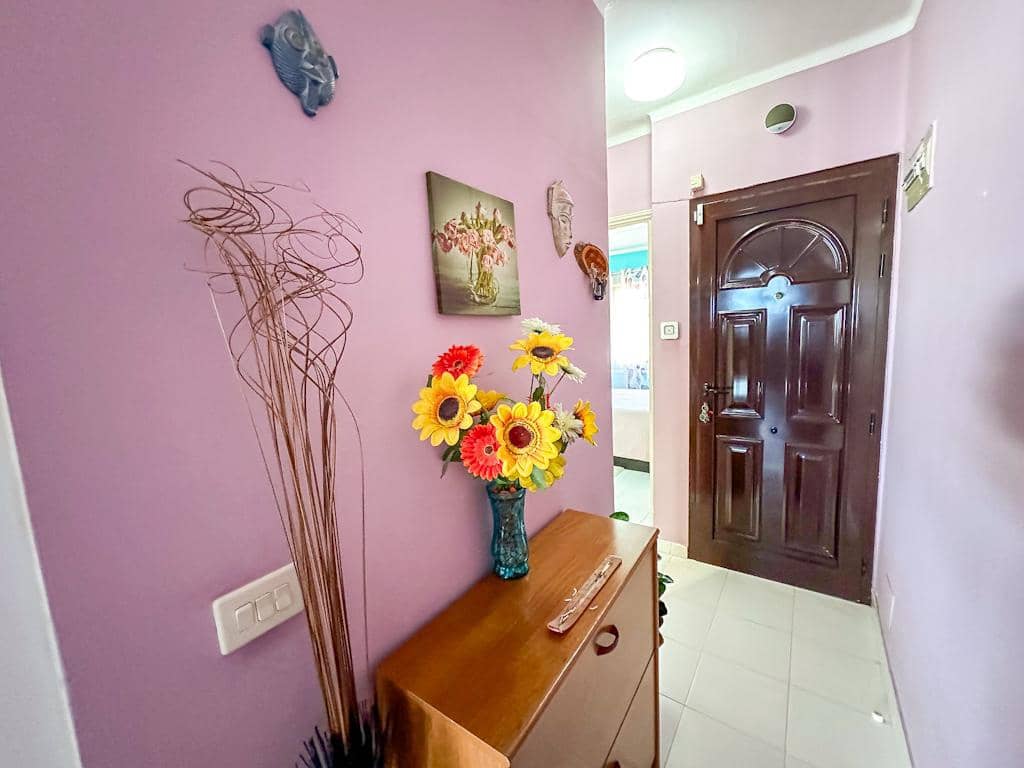 1 bedroom Apartment for sale in Puerto del Carmen with garage - € 195,000 (Ref: 9833491)