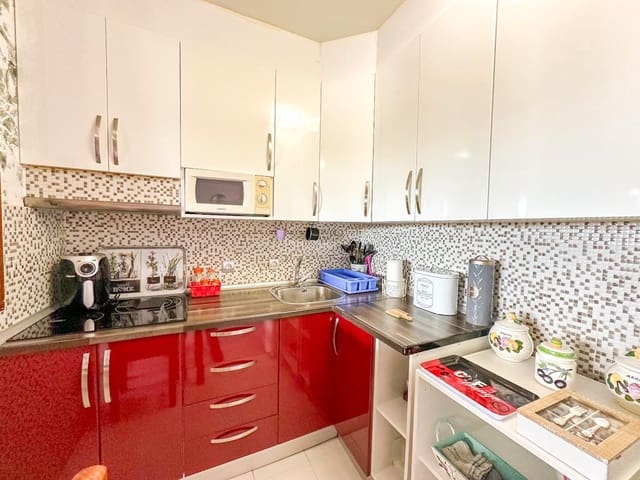1 sypialnia Apartament na sprzedaż w Puerto del Carmen, Tías z garażem - 195 000 € (Ref: 9833491)