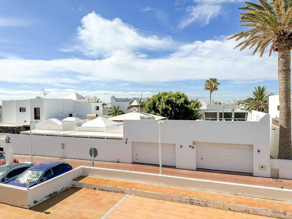 1 bedroom Apartment for sale in Puerto del Carmen with garage - € 195,000 (Ref: 9833491)
