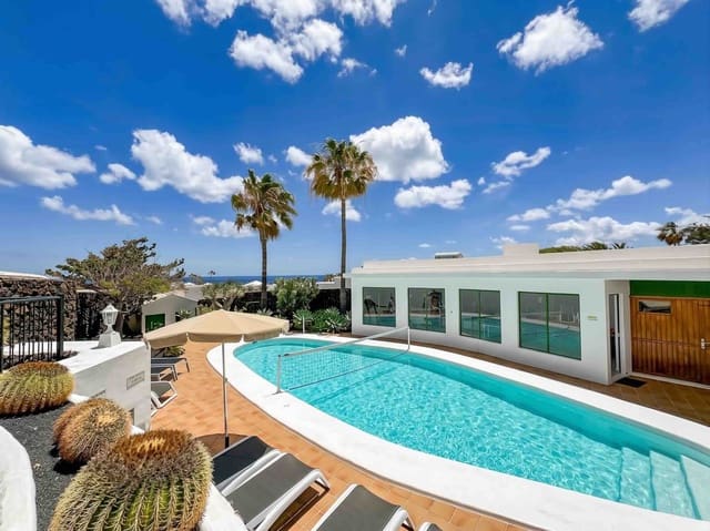10 sypialnia Willa na sprzedaż w Puerto del Carmen, Tías z basenem - 1 695 000 € (Ref: 9842714)
