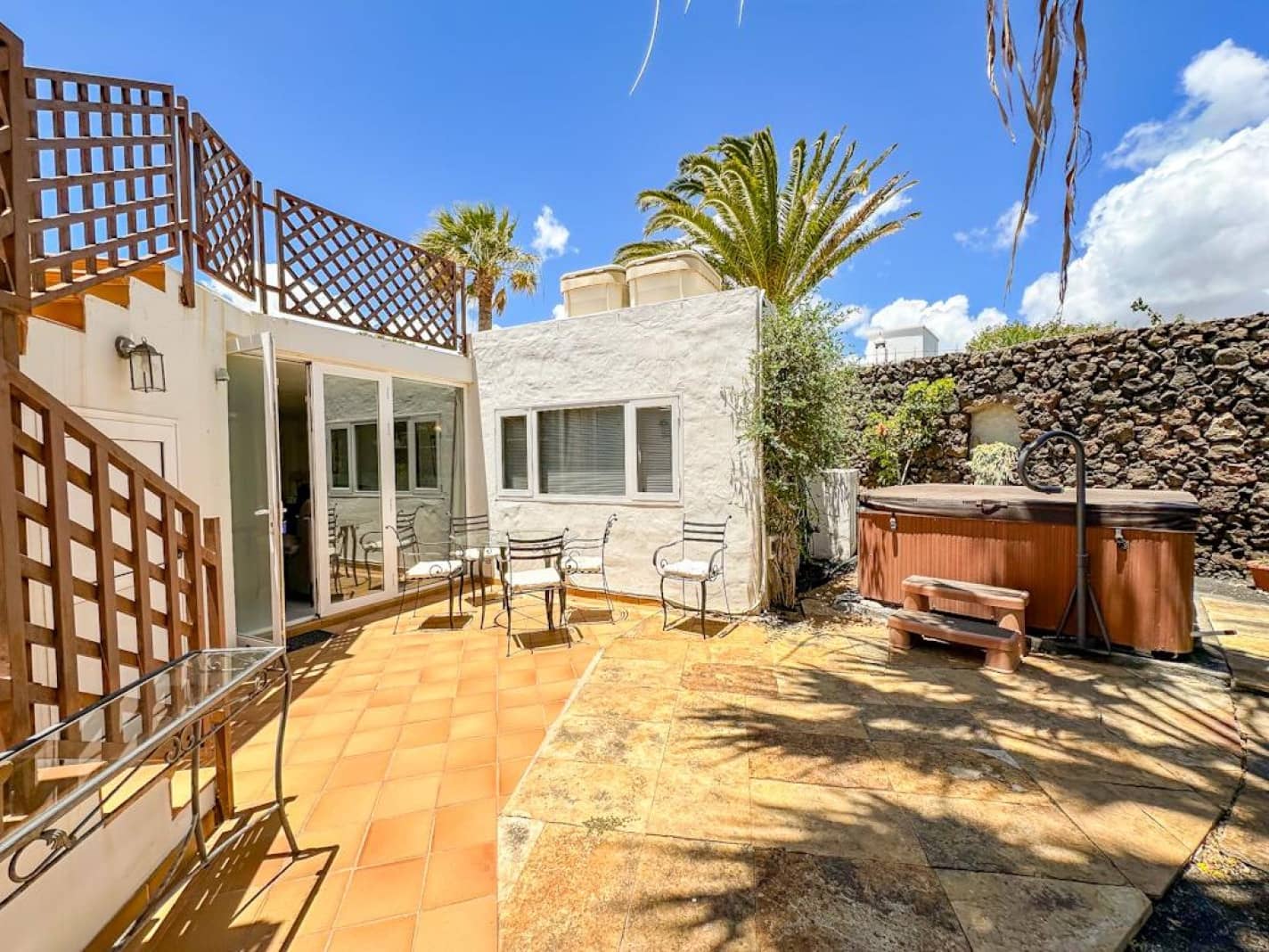 10 sovrum Villa till salu i Puerto del Carmen med pool garage - 1 695 000 € (Ref: 9842714)