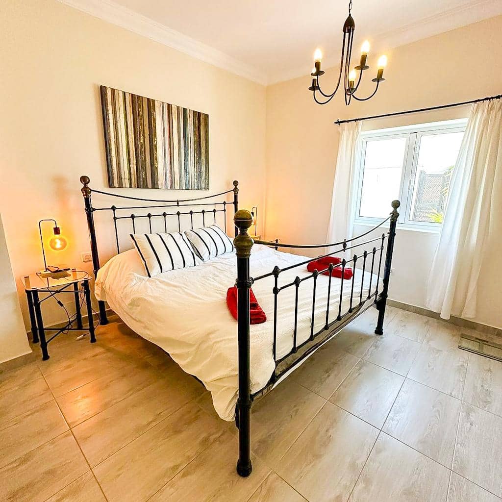 6 soveværelse Villa til salg i Puerto del Carmen med swimmingpool - € 1.150.000 (Ref: 9859663)