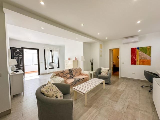 2 sypialnia Apartament na sprzedaż w Puerto del Carmen, Tías z basenem - 295 000 € (Ref: 9864972)