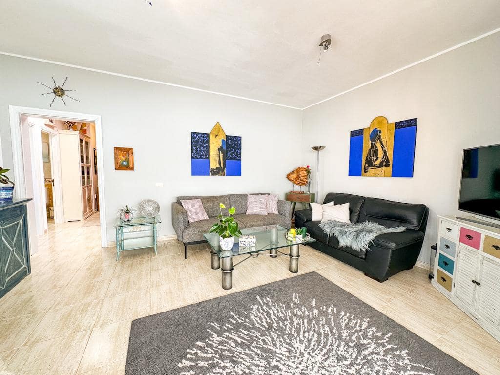 3 bedroom Villa for sale in Costa Teguise - € 530,000 (Ref: 9928979)