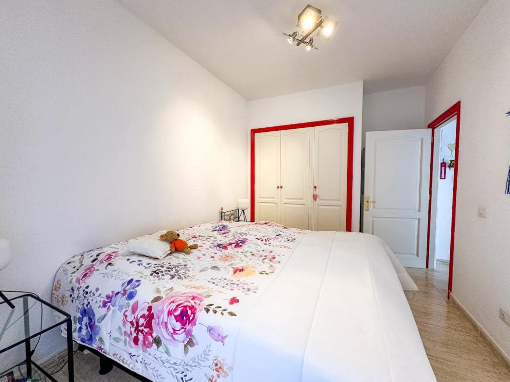 3 bedroom Villa for sale in Costa Teguise - € 530,000 (Ref: 9928979)