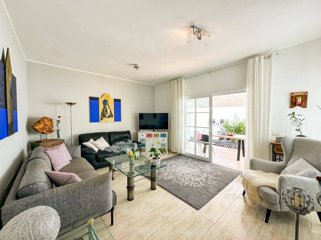 3 bedroom Villa for sale in Costa Teguise - € 530,000 (Ref: 9928979)
