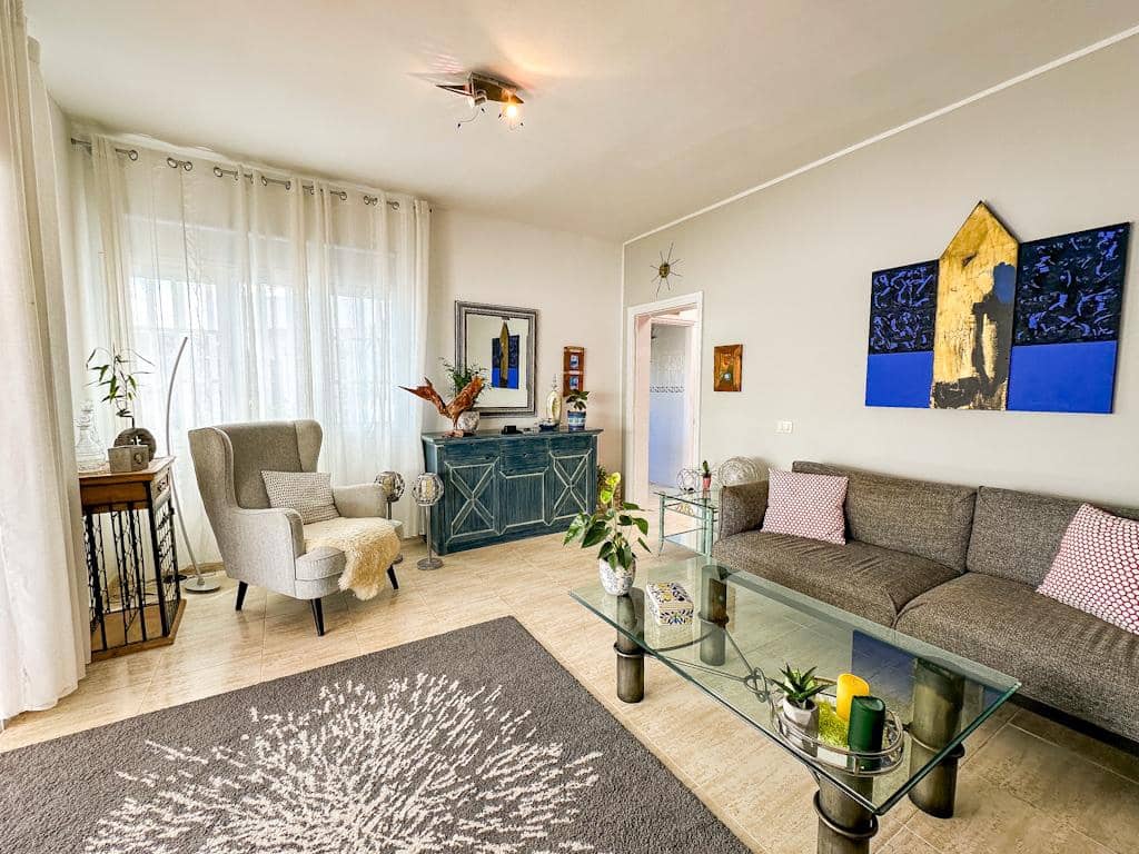 3 bedroom Villa for sale in Costa Teguise - € 530,000 (Ref: 9928979)