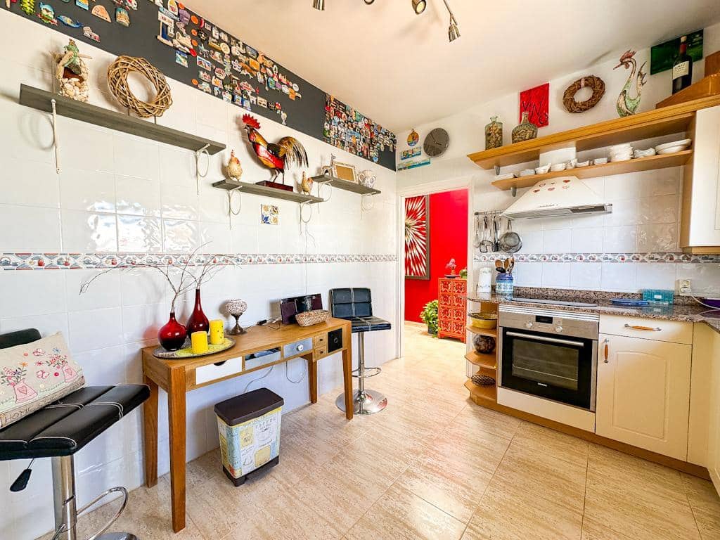 3 bedroom Villa for sale in Costa Teguise - € 530,000 (Ref: 9928979)