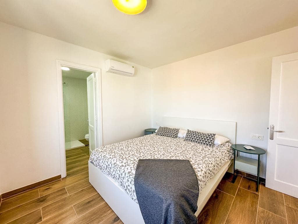 1 slaapkamer Appartement te koop in Puerto del Carmen met zwembad - € 265.000 (Ref: 9962307)